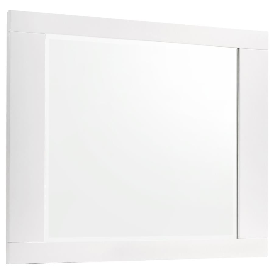 Felicity 4-piece Queen Bedroom Set White High Gloss