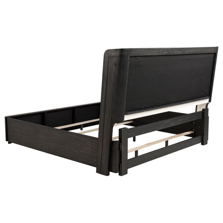 Leandro 5-piece Eastern King Bedroom Set Burnished Black