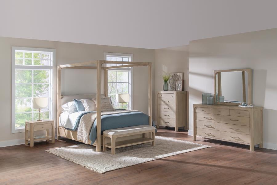 Solano 52-inch Bedroom Bed End Bench Weathered Mango