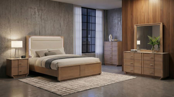 Leanne 5-piece Queen Bedroom Set Light Oak