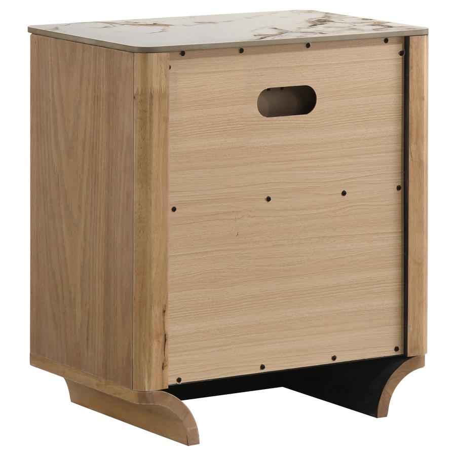 Leanne 5-piece Queen Bedroom Set Light Oak