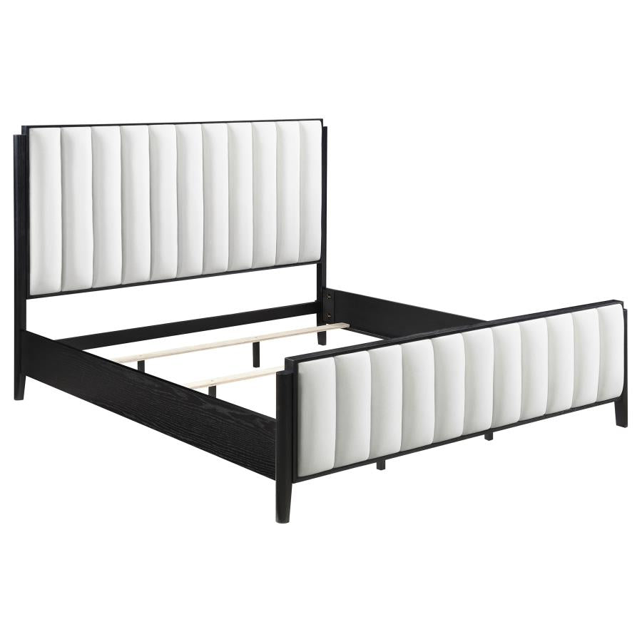 Brookmead 5-piece Upholstered Eastern King Bedroom Set Black