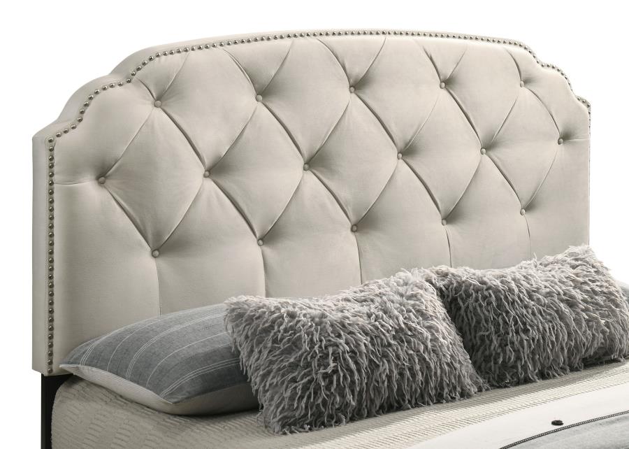 Marianna 4-drawer Upholstered Eastern King Storage Bed Cream
